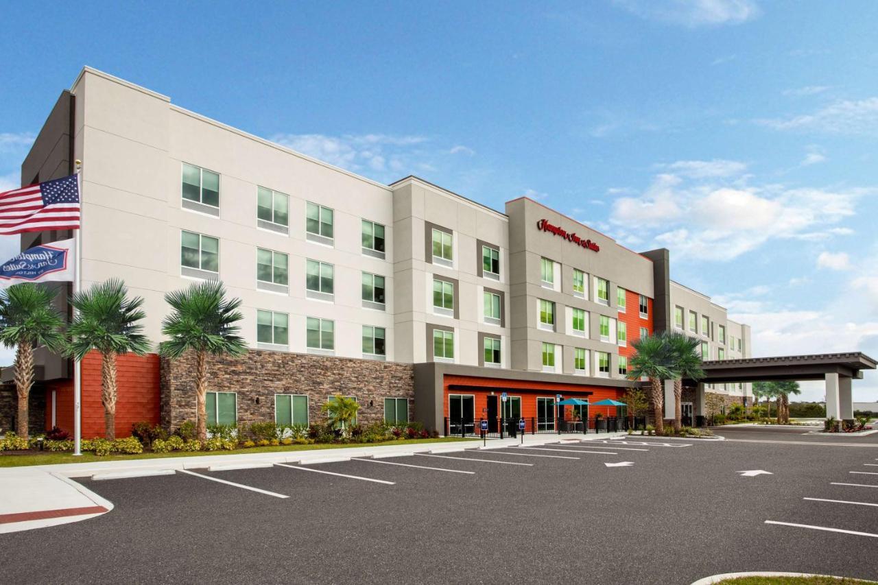 Hampton Inn & Suites North Port, Fl Exterior photo